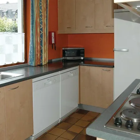 Six Bedroom Holiday In Waimes