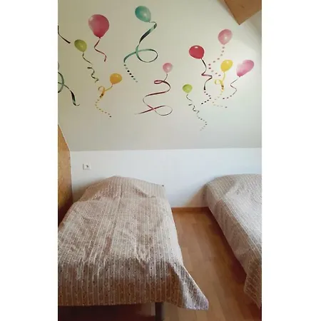Six Bedroom Holiday In Сasa de vacaciones *